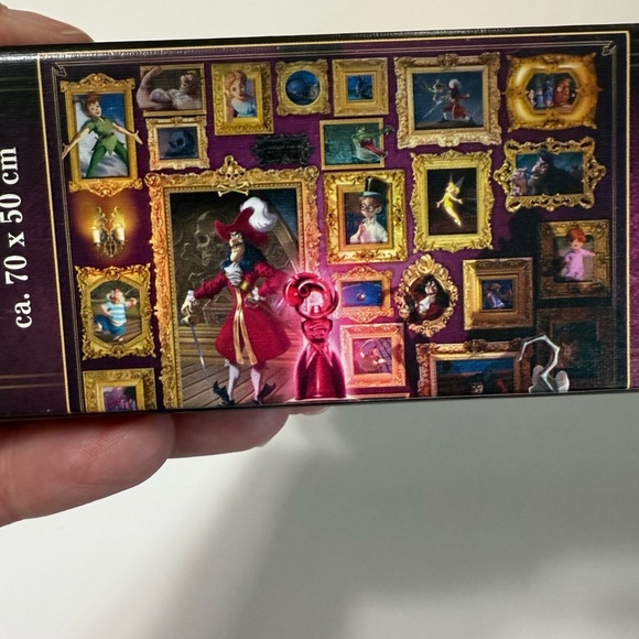 Ravensburger Villainous Captain Hook 1000-Piece Puzzle - Purple and Gold - Picture 3 of 6